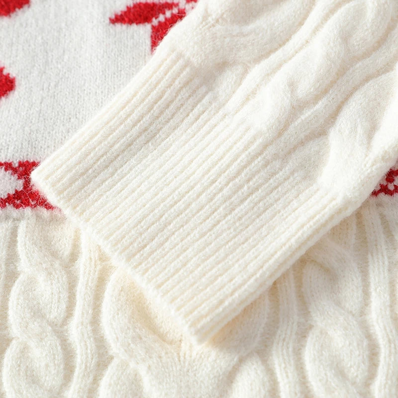 Cashmere Christmas Sweater - Reindeer Twists